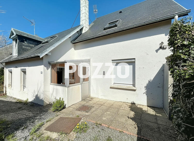 Maison - 90 m² - 5 pièces