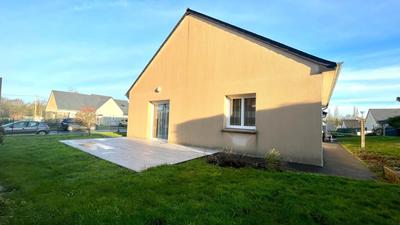 Maison - 90 m² - 5 pièces