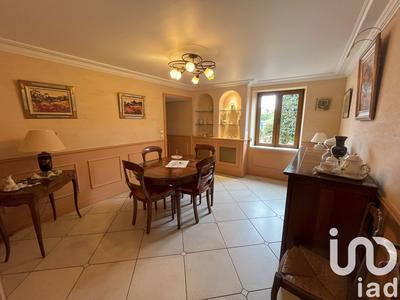 Maison - 189 m² - 9 pièces