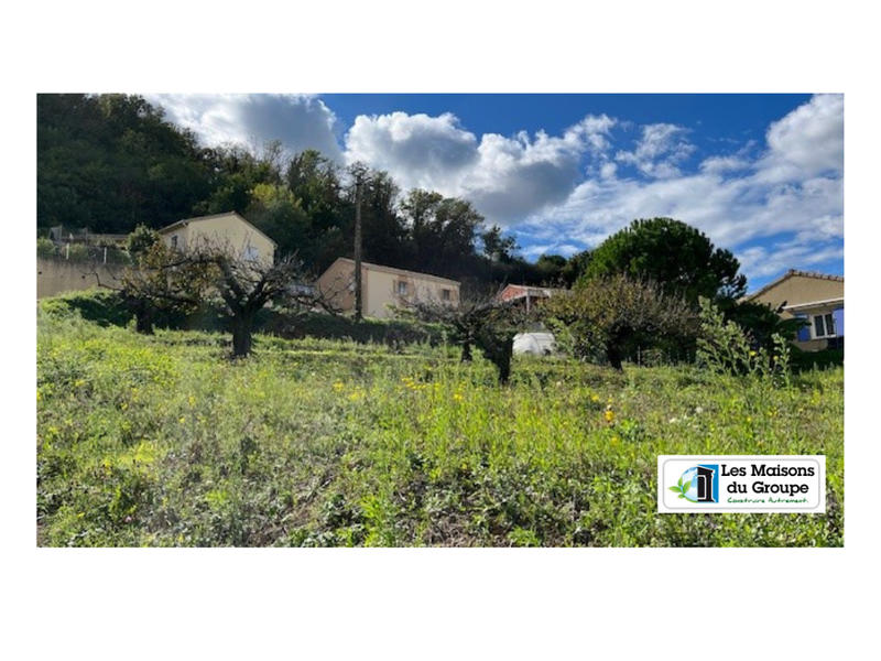 Terrain constructible - 1 161 m²