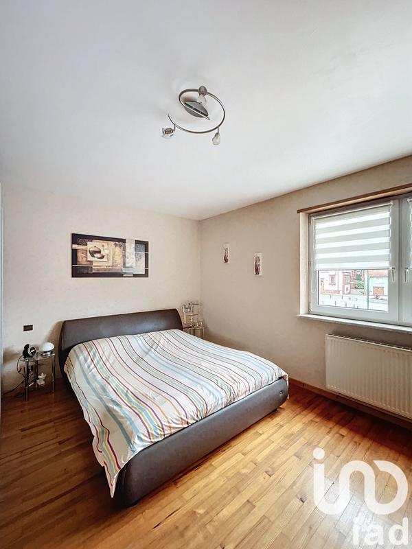 Maison - 220 m² - 9 pièces