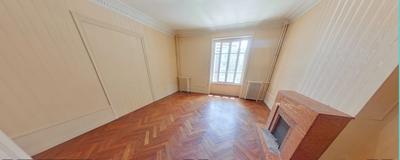 Appartement - 218 m² - 6 pièces