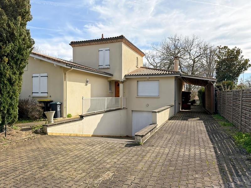 Maison - 157 m² - 7 pièces