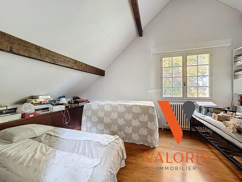 Maison - 197 m² - 9 pièces