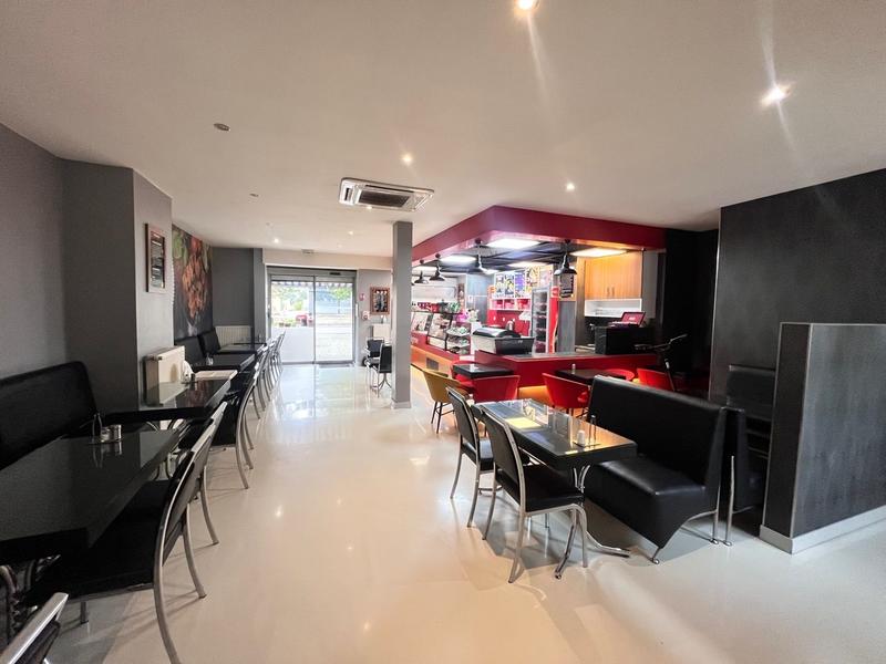 Fonds de commerce - Hôtellerie / Restauration - 158 m²