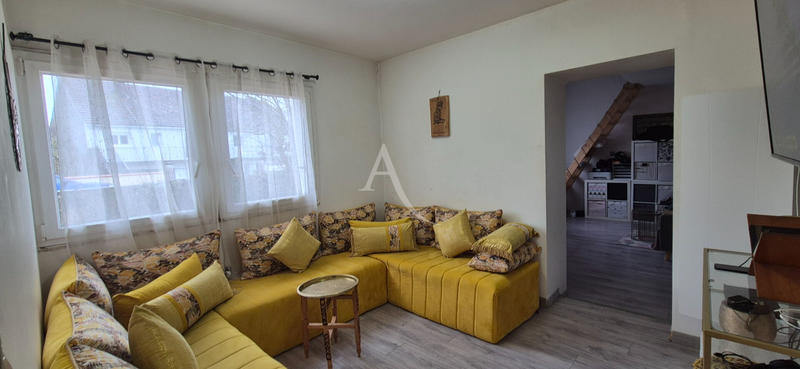 Maison - 104 m² - 5 pièces