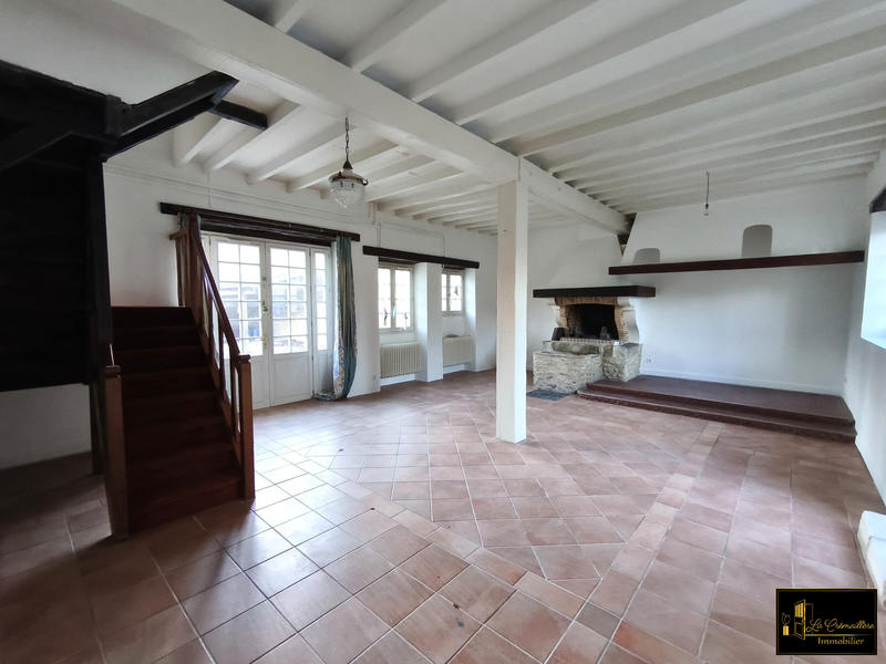 Maison ancienne - 230 m² - 6 pièces