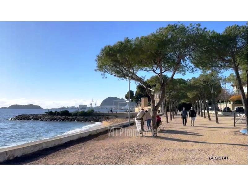 Appartement - 75 m² - 4 pièces