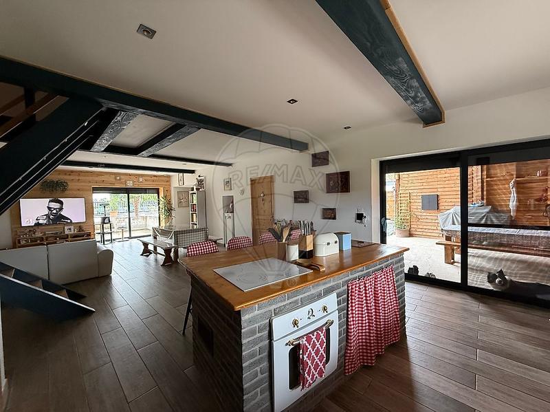 Maison - 124 m² - 4 pièces