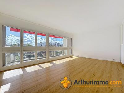 Appartement - 81 m² - 4 pièces