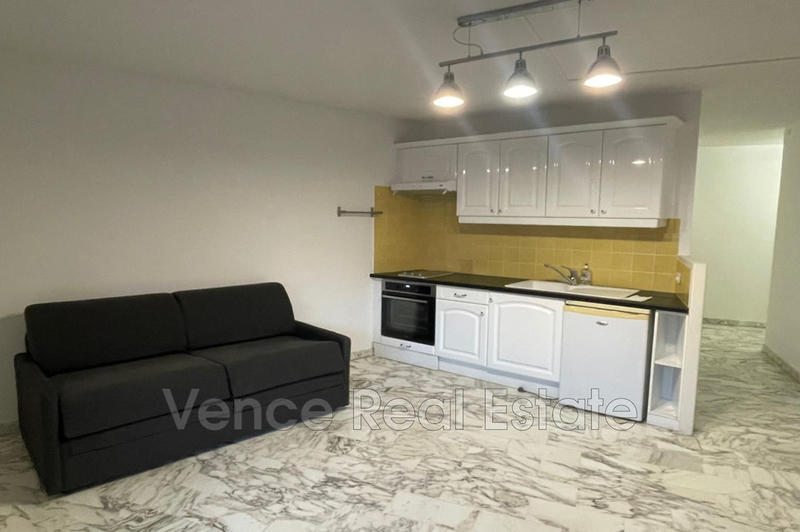 Studio - 28 m² - 1 pièce