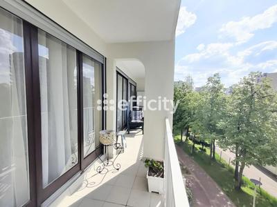 Appartement - 105 m² - 5 pièces