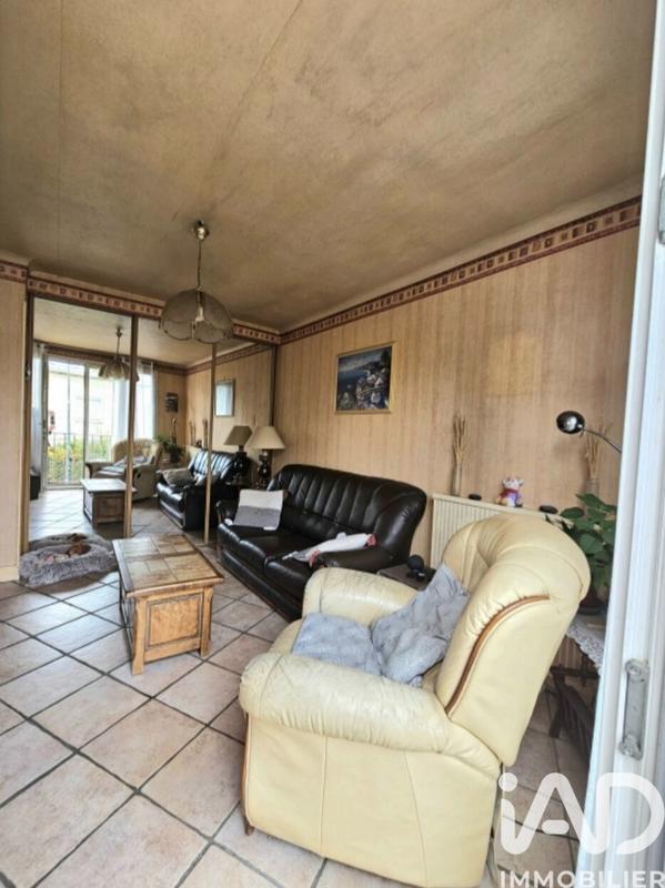 Maison - 96 m² - 5 pièces