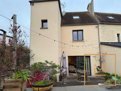 Maison - 85 m² - 6 pièces