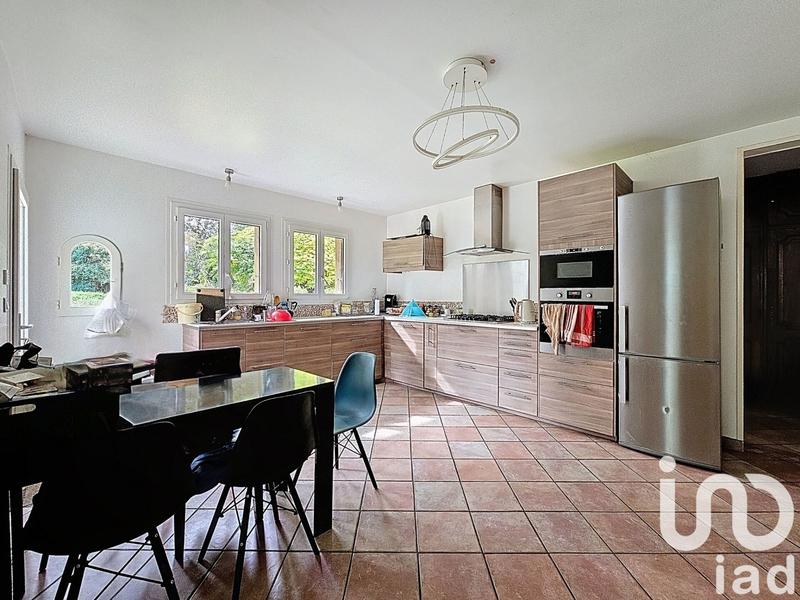 Maison - 194 m² - 6 pièces