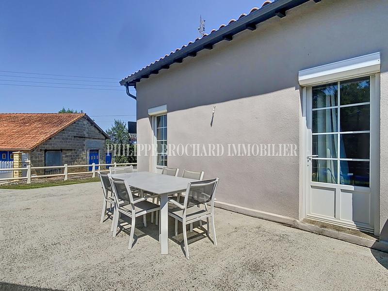 Maison - 98 m² - 5 pièces