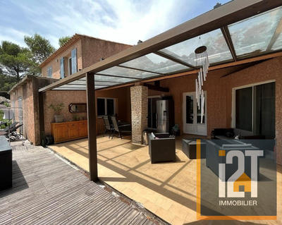 Villa - 170 m² - 7 pièces