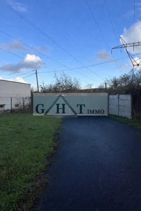 Terrain industriel - 484 m²