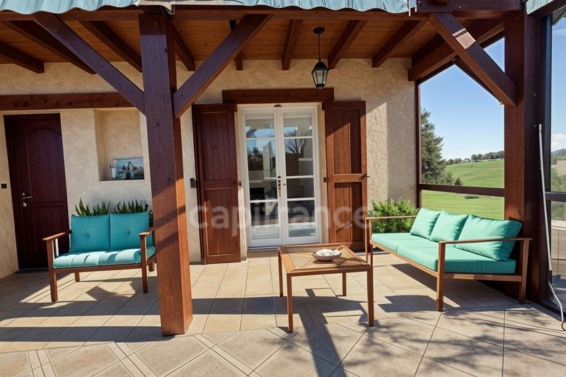 Maison - 167 m² - 7 pièces