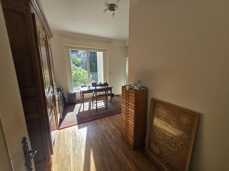 Maison - 393 m² - 10 pièces