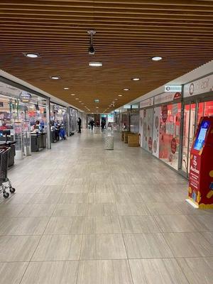 Local commercial - 77 m²