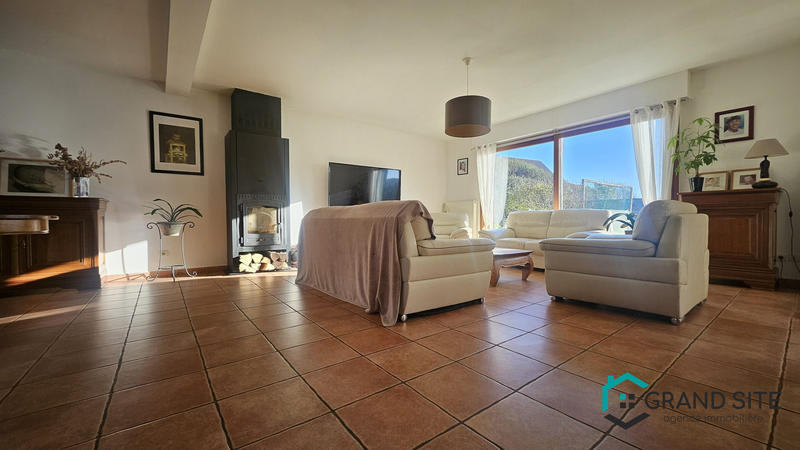 Maison - 141 m² - 6 pièces