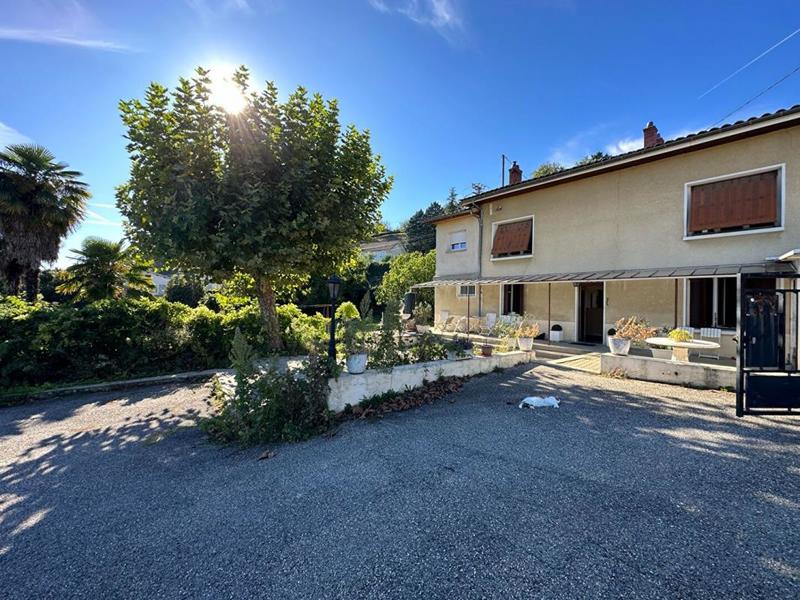 Maison - 150 m² - 4 pièces