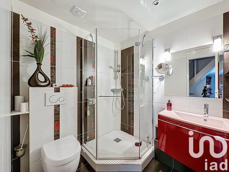 Appartement - 210 m² - 7 pièces