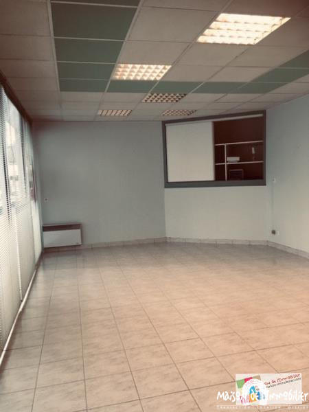 Local commercial - 44 m² - 1 pièce