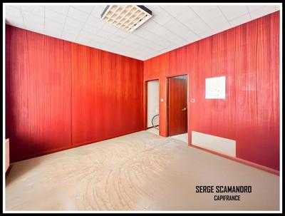 Immeuble - 130 m² - 5 pièces