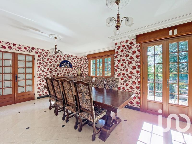 Maison - 183 m² - 6 pièces