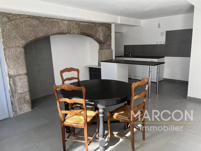 Maison - 157 m² - 3 pièces