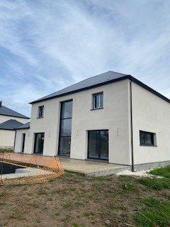 Maison - 180 m² - 7 pièces