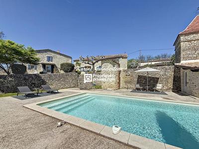 Longère - 256 m² - 7 pièces