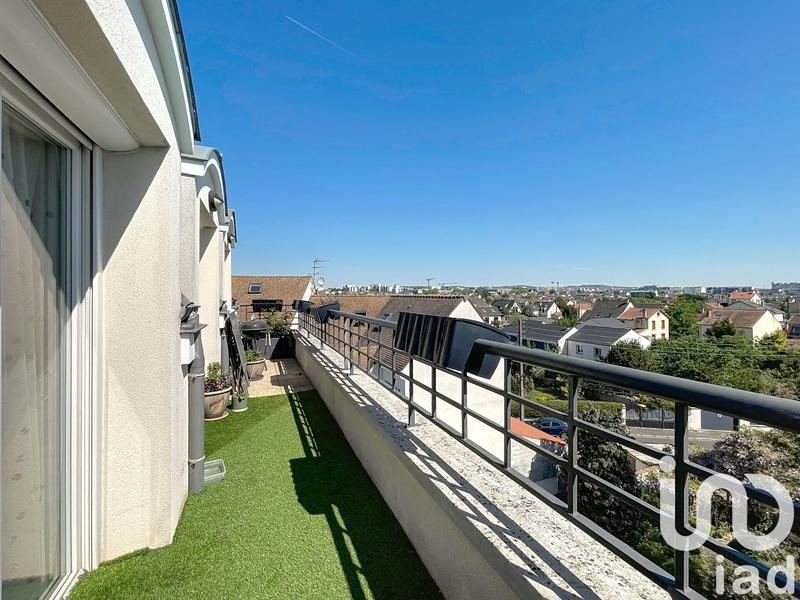 Appartement - 90 m² - 4 pièces