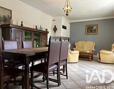 Maison - 104 m² - 6 pièces