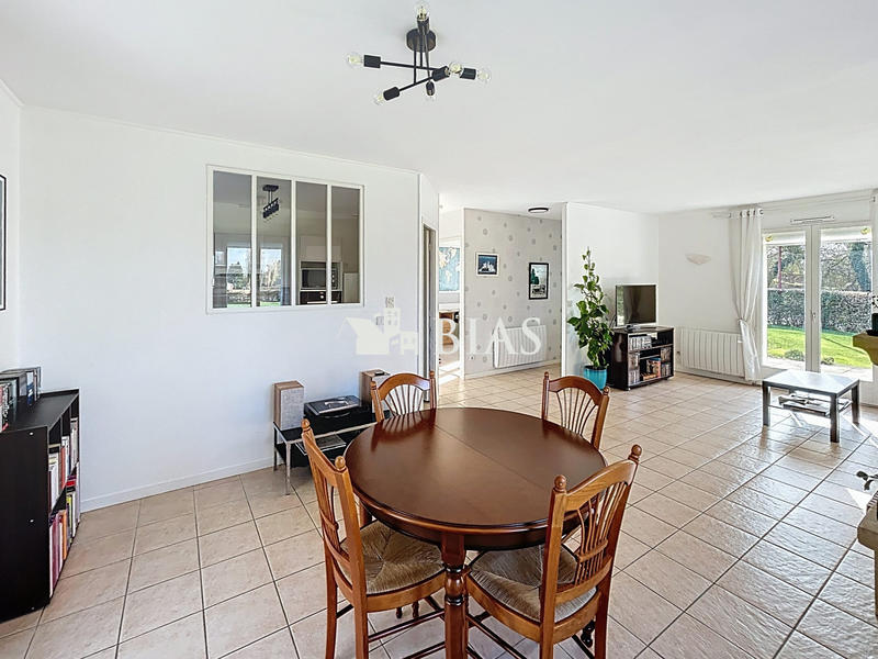 Maison - 87 m² - 4 pièces