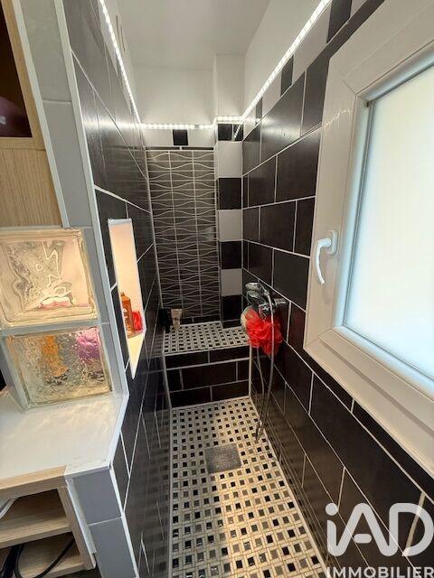 Maison - 60 m² - 4 pièces