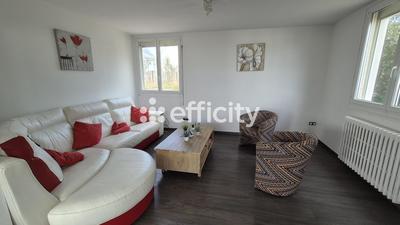 Maison - 138 m² - 9 pièces