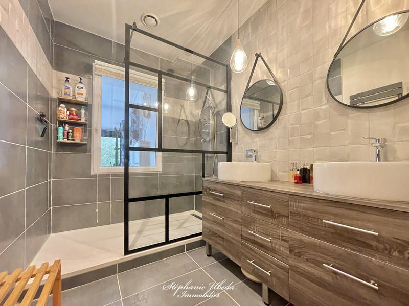 Maison - 136 m² - 3 pièces