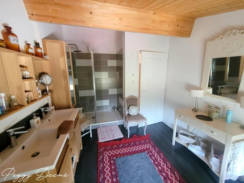 Villa - 170 m² - 6 pièces