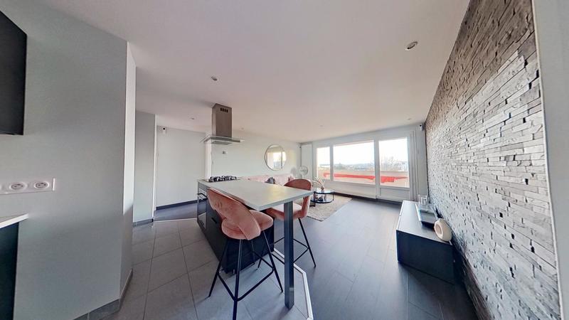 Appartement - 72 m² - 4 pièces