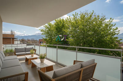 Appartement - 77 m² - 4 pièces