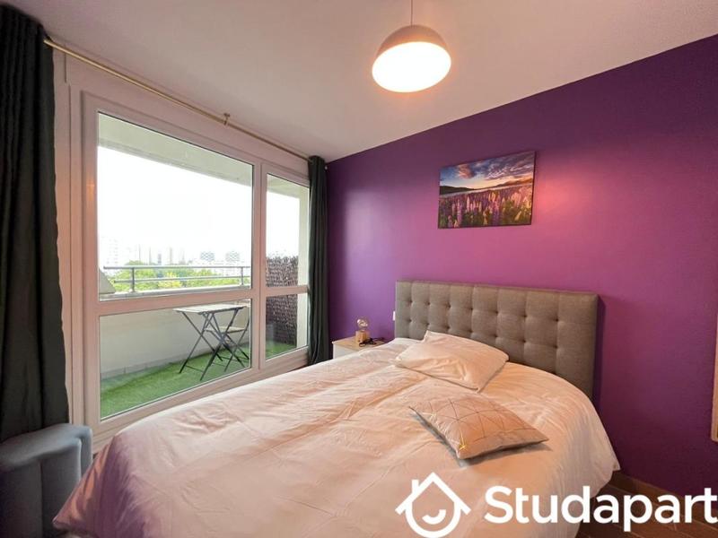 Chambre - 10 m² - 1 pièce