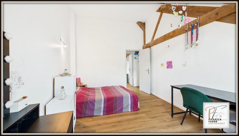 Maison - 252 m² - 8 pièces