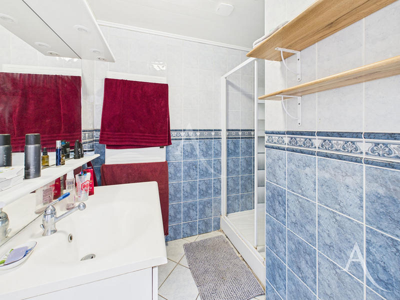 Maison - 101 m² - 5 pièces