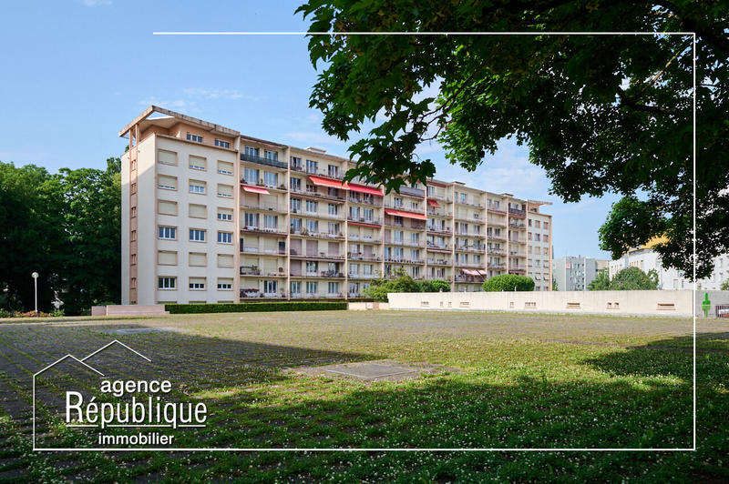 Appartement - 88 m² - 4 pièces