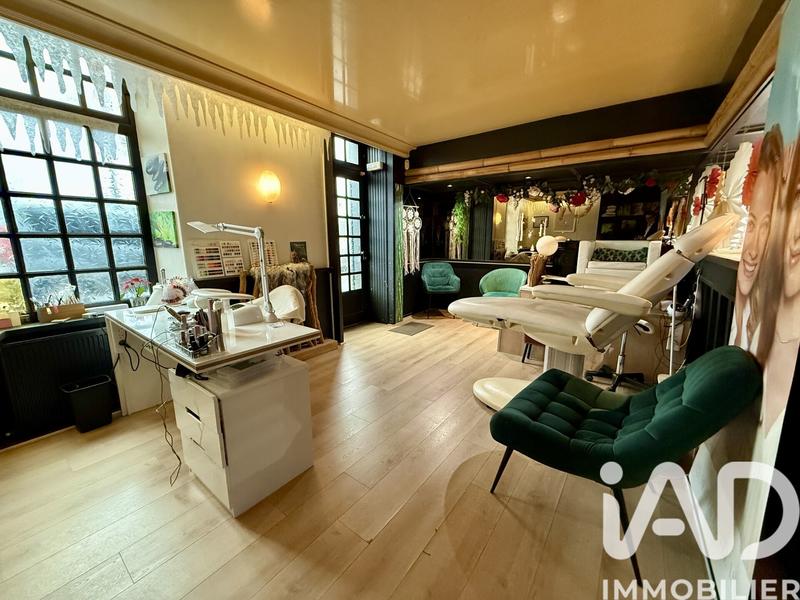 Maison - 301 m² - 13 pièces