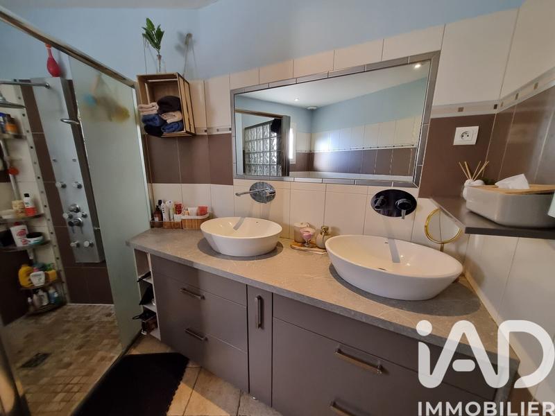 Maison de ville - 195 m² - 9 pièces