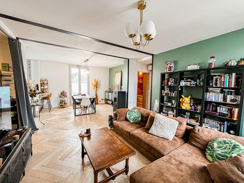 Appartement - 84 m² - 4 pièces